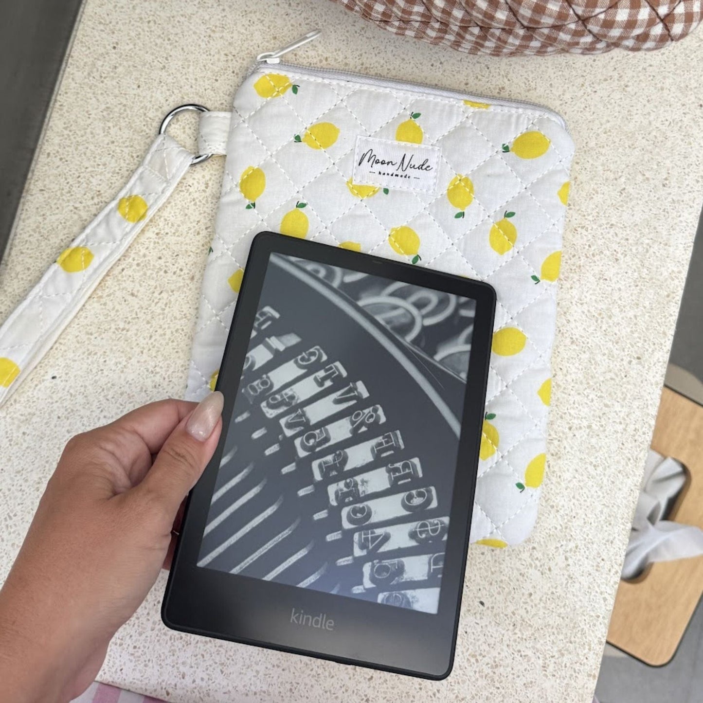 Lemonade eReader Pouch