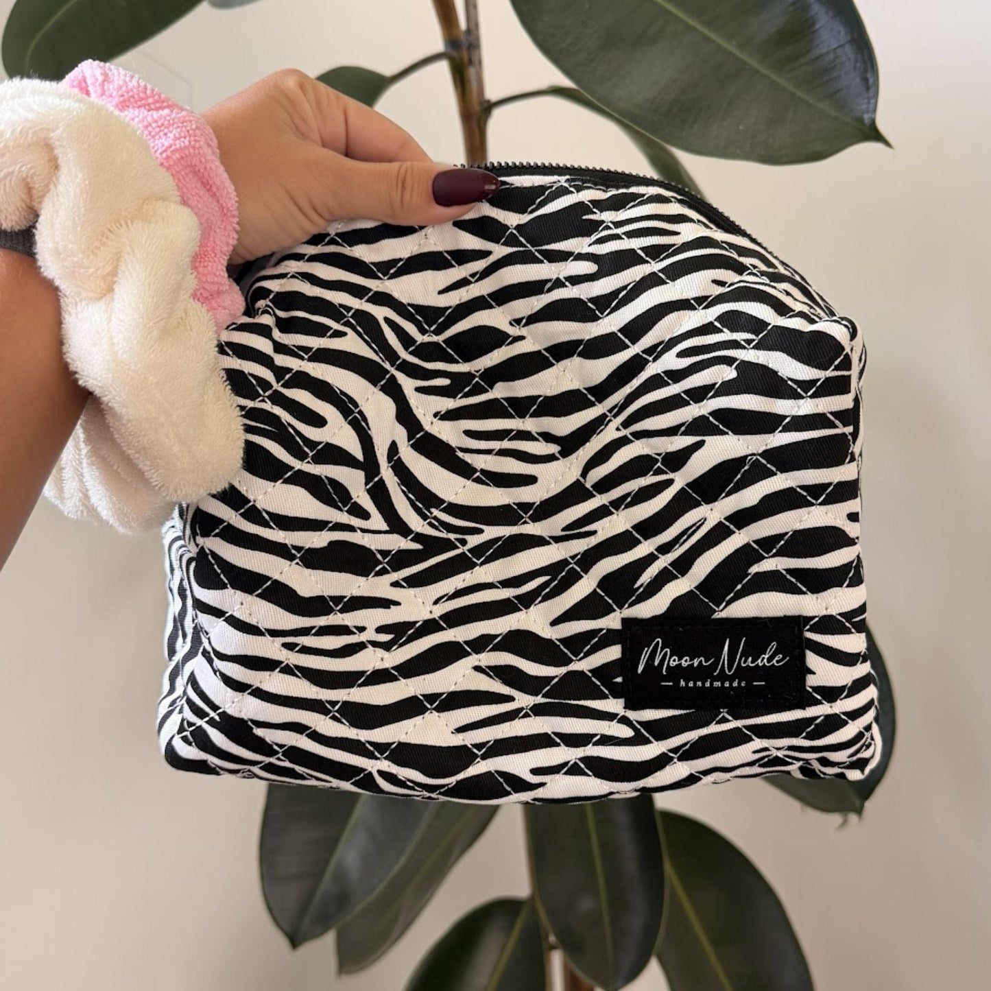 Noir Large Makeup Bag